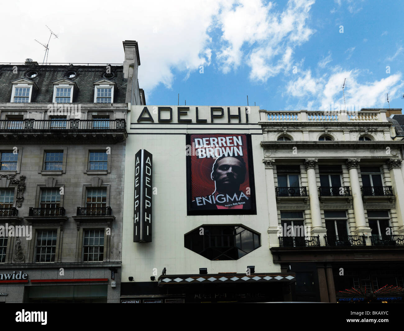 London England Strand Adelphi Theatre Poster von Derren Brown Enigma Stockfoto