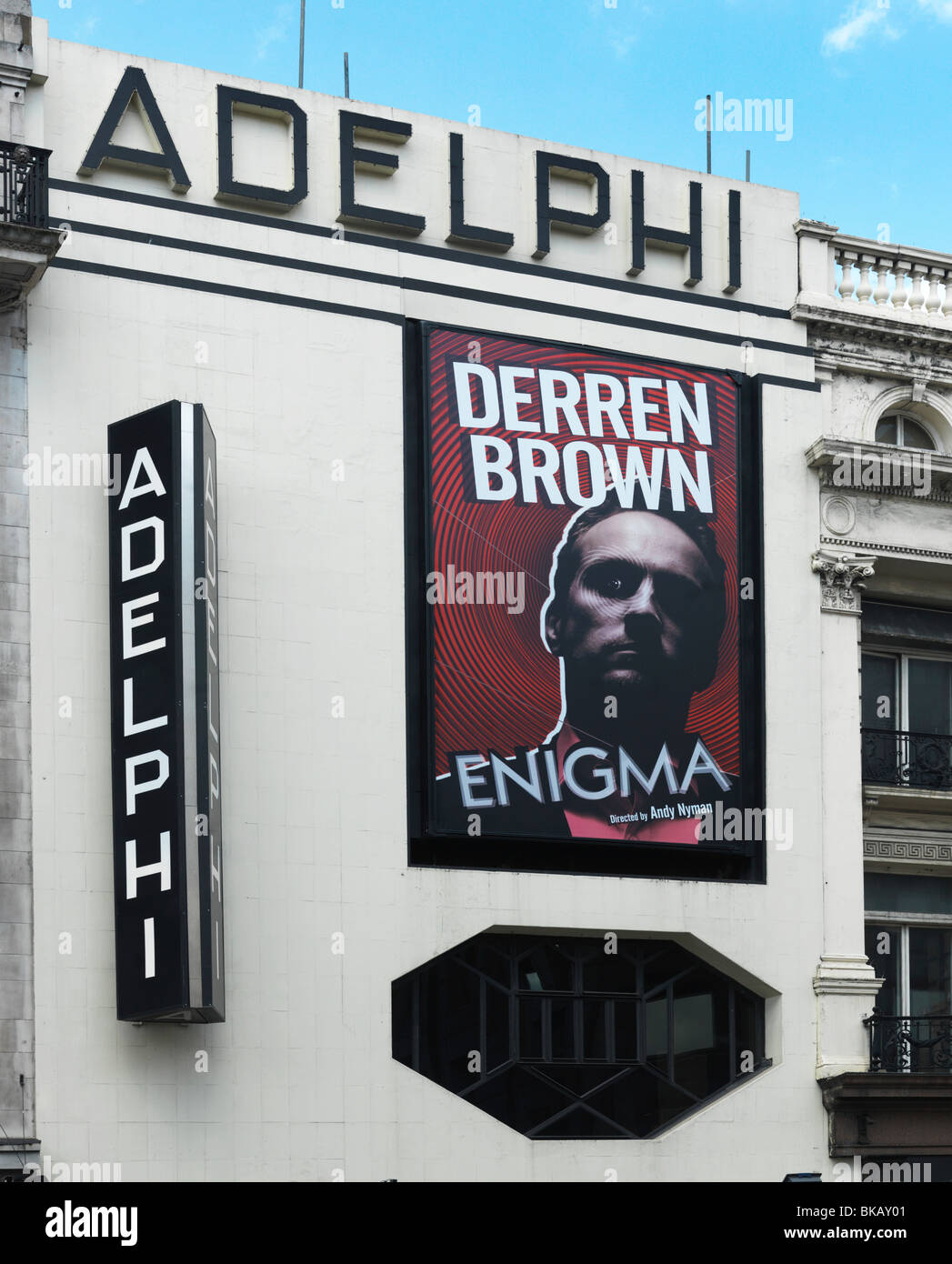 London England Strand Adelphi Theatre Poster von Derren Brown Enigma Stockfoto