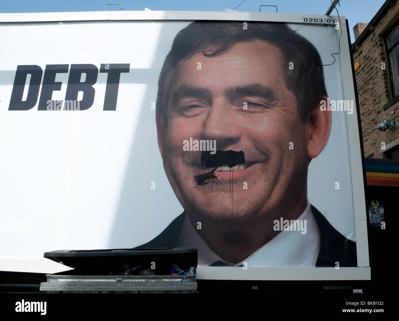 Tory General Wahlplakat, mit Gordon Brown mit einem zusätzlichen Hitler Schnurrbart, April 2010 Stockfoto