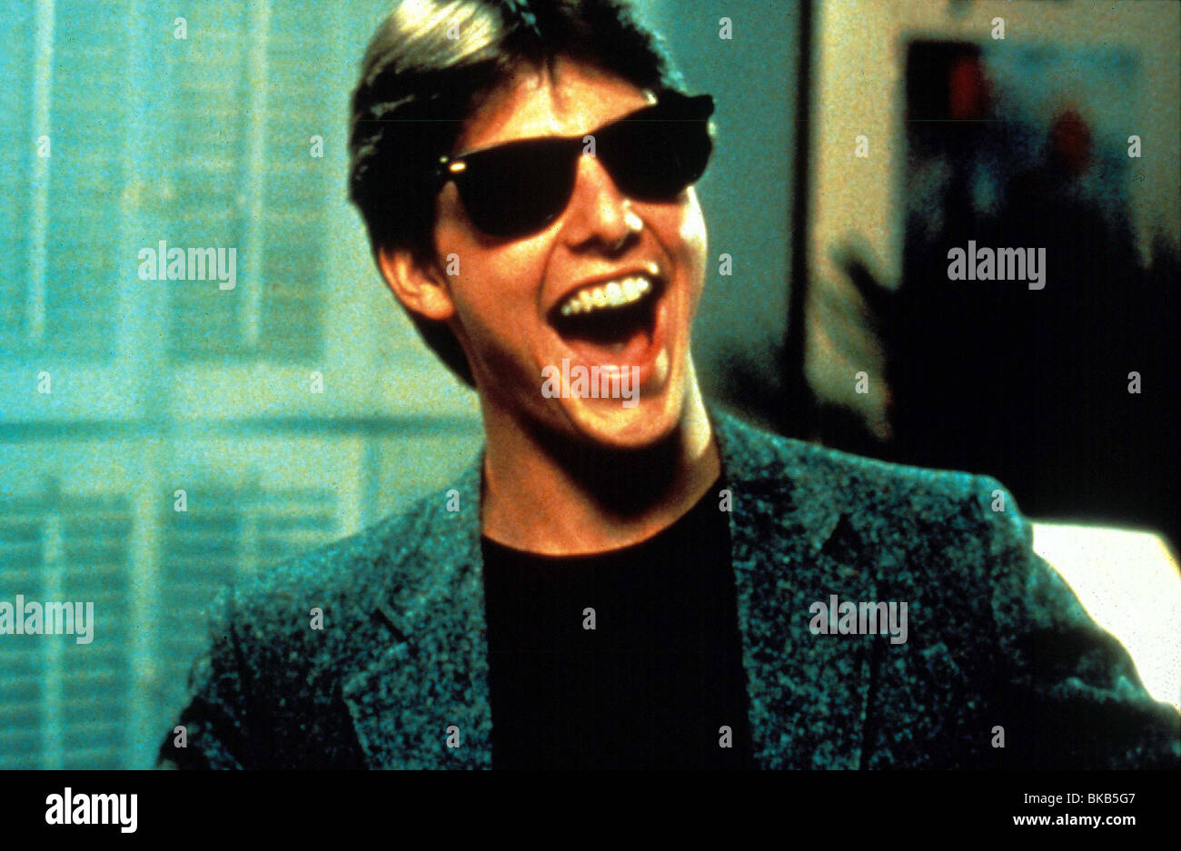 RISKANTES GESCHÄFT (1983) TOM CRUISE SONNENBRILLE RKB 016 Stockfoto