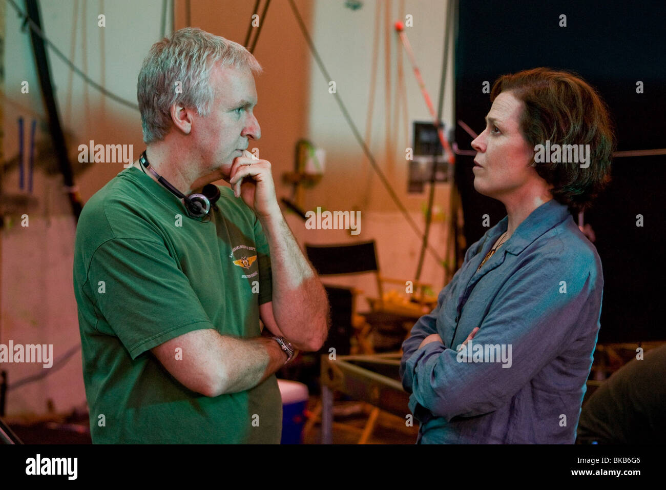 Avatar-Jahr: 2009 Regie: James Cameron James Cameron, Sigourney Weaver Shooting Bild Stockfoto