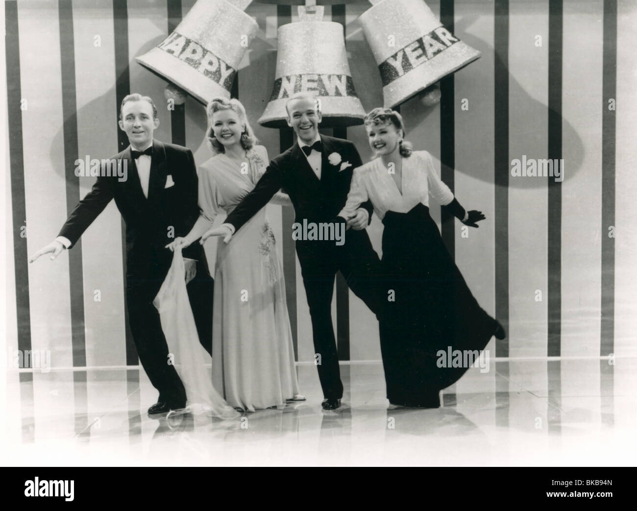 HOLIDAY INN (1942) BING CROSBY, MARJORIE REYNOLDS, FRED ASTAIRE, VIRGINIA DALE HILD 006P Stockfoto