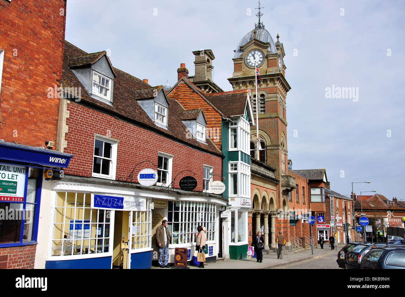 Glockenturm des Rathauses, Hauptstraße, Hungerford, Berkshire, England, Vereinigtes Königreich Stockfoto