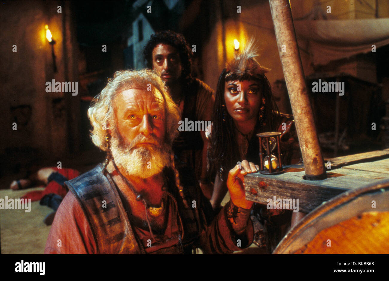 DER SCORPION KING (2002) DIE MUMIE 3 (ALT) BERNARD HILL, GRANT HESLOV, SHERRI HOWARD SPNK 016 Stockfoto