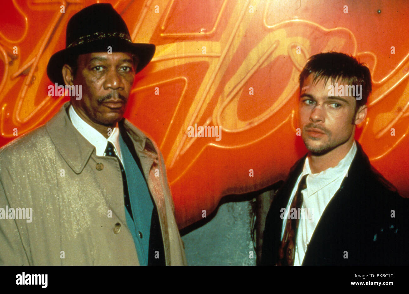 SIEBEN (1995) MORGAN FREEMAN, BRAD PITT SEVN 011 L Stockfoto