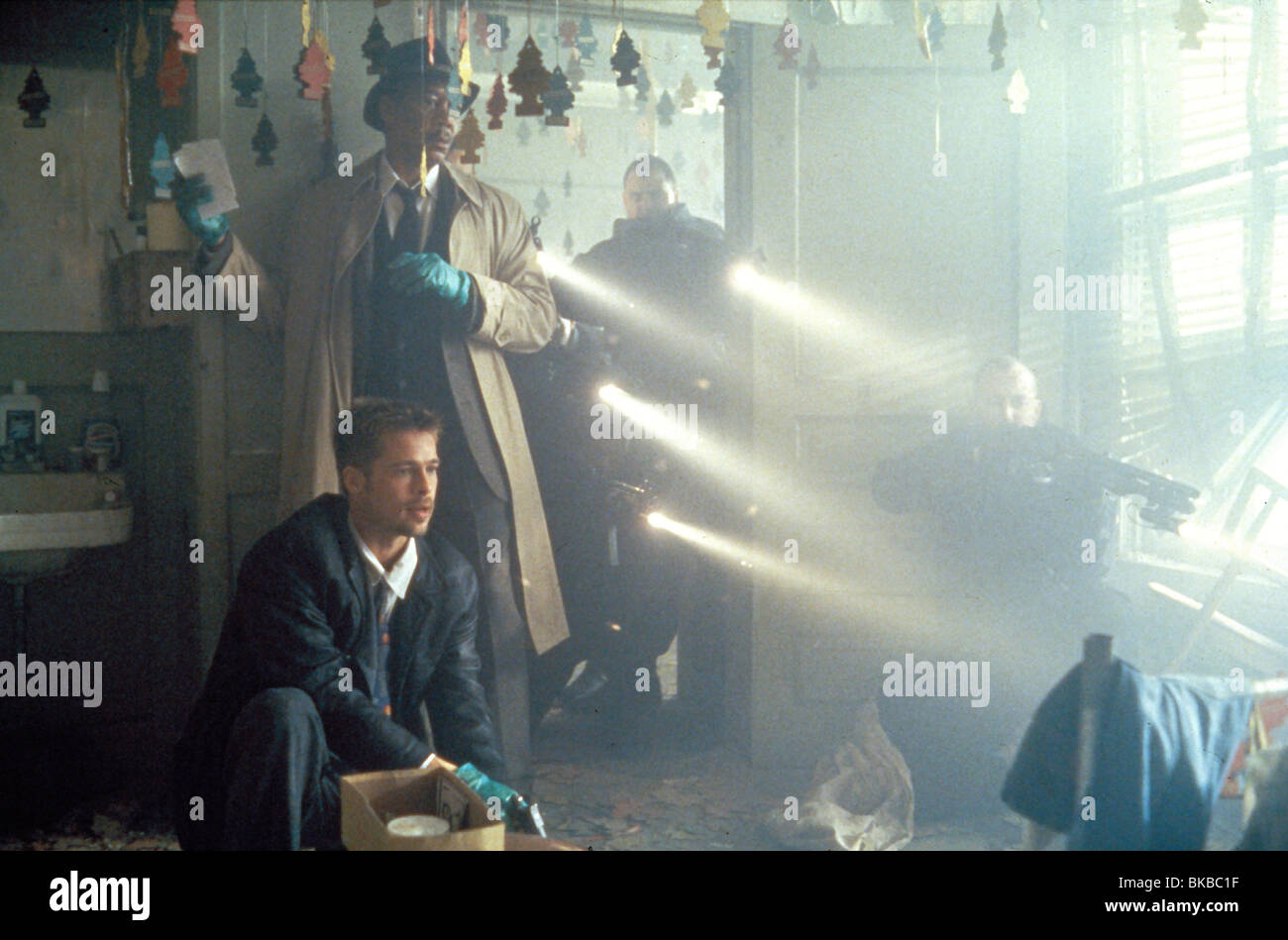 SIEBEN (1995) BRAD PITT, MORGAN FREEMAN SEVN 020 L Stockfoto
