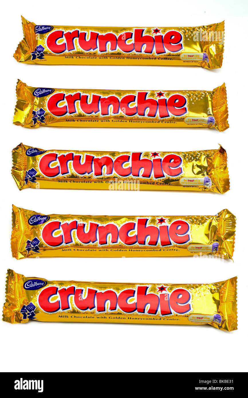 Fünf einzeln verpackt Cadburys Crunchie bars Stockfoto