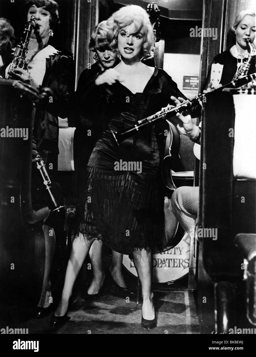 SOME LIKE IT HOT(1959) TONY CURTIS, JACK LEMMON, MARILYN MONROE SLH 010P Stockfoto