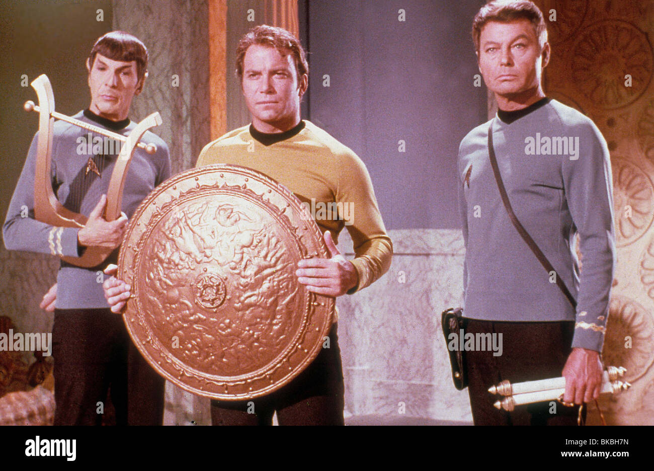 STAR TREK (TV - 1966) LEONARD NIMOY, WILLIAM SHATNER, DeFOREST KELLEY STK 002 Stockfoto