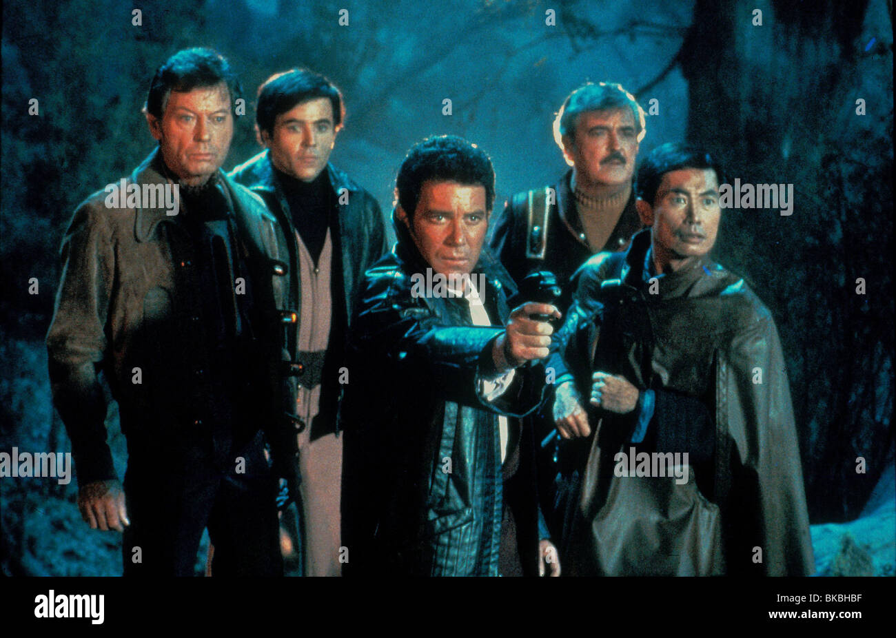 STAR TREK III: SEARCH FOR SPOCK DeFOREST KELLEY, WALTER KOENIG, WILLIAM SHATNER, JAMES DOOHAN, GEORGE TAKEI ST3 010 Stockfoto