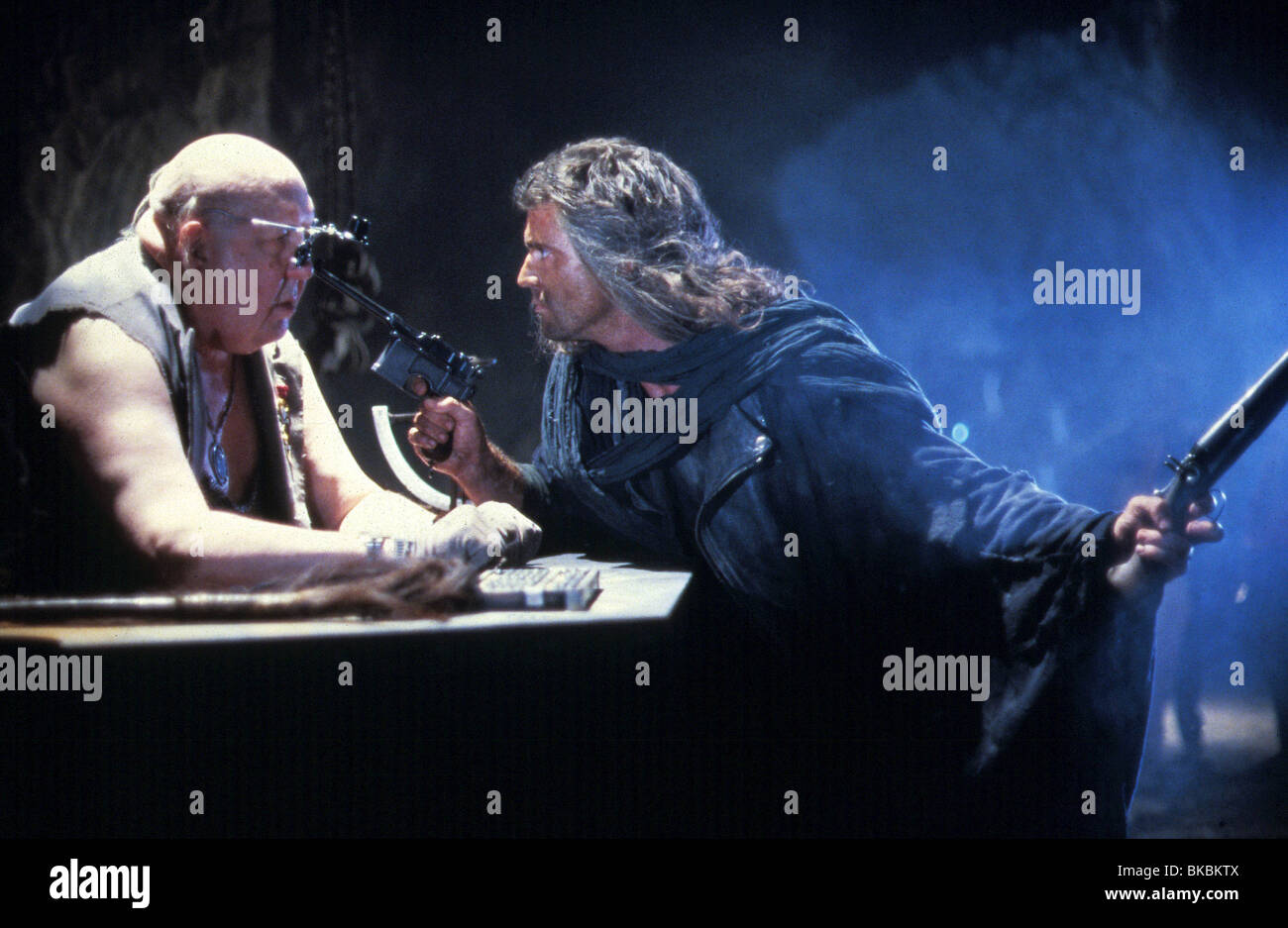 MAD MAX BEYOND THUNDERDOME (1985) MAD MAX 3 (ALT) FRANK THRING, MEL GIBSON MX3 015 Stockfoto
