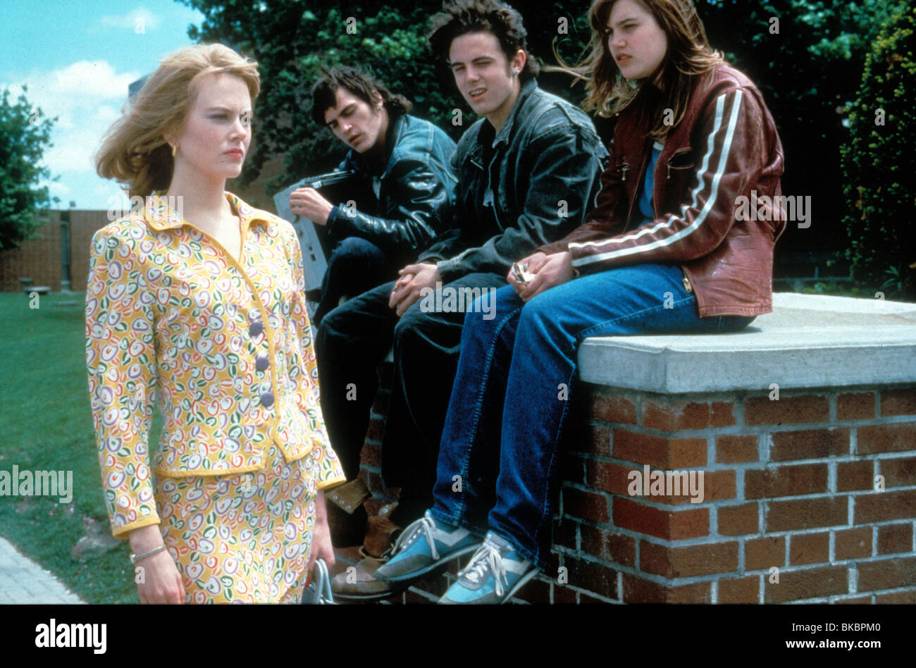 TO DIE FOR (1995) NICOLE KIDMAN, JOAQUIN PHOENIX, CASEY AFFLECK, ALISON FOLLAND TDF 076 Stockfoto