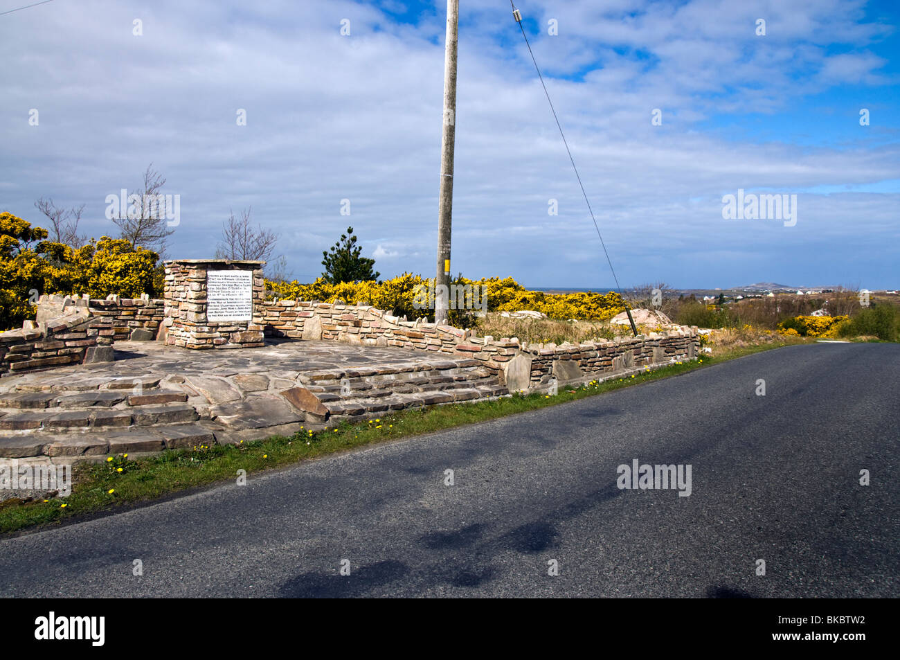 Denkmal zur Erinnerung an die erste Aktion in irischer Krieg von Unabhängigkeit am 4. Januar 1918 an Min Beannaid Irland Stockfoto
