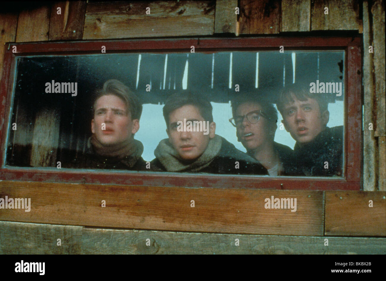 OKTOBER HIMMEL (1999) WILLIAM LEE SCOTT, JAKE GYLLENHAAL, CHRIS OWEN, CHAD LINDBERG HÜTTE OCSK 021 Stockfoto