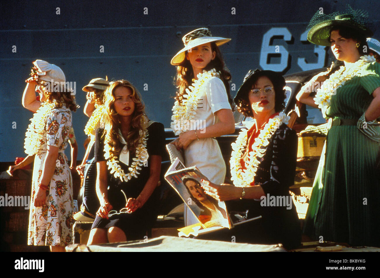 PEARL HARBOR (2001) CATHERINE KELLNER, JAIME KING, KATE BECKINSALE, JENNIFER GARNER, SARA RUE PHAB 086 Stockfoto