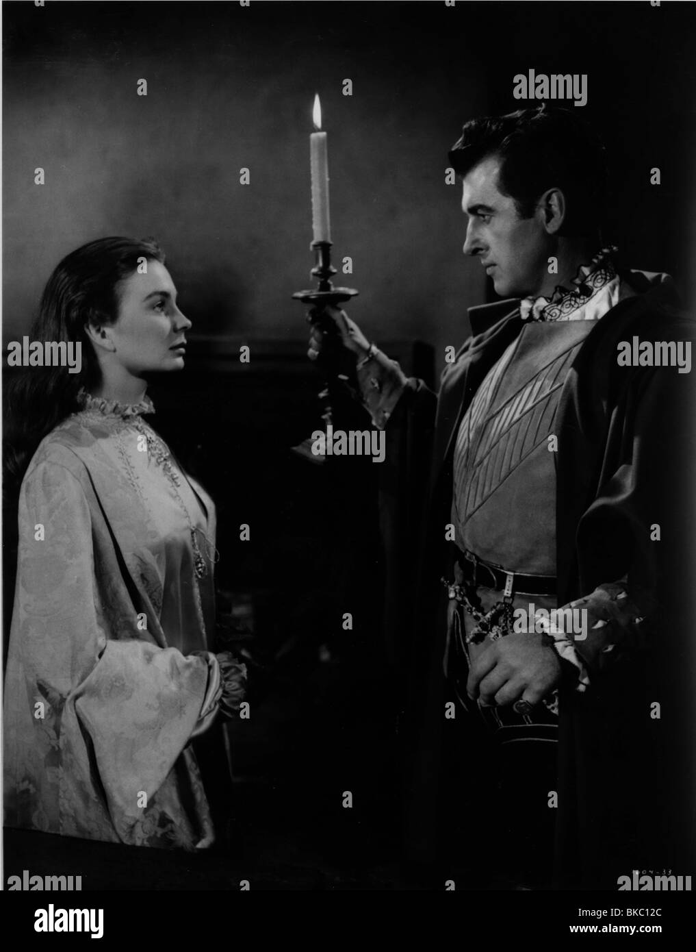 JUNGER BESS JEAN SIMMONS, STEWART GRANGER YGB 001 P Stockfoto