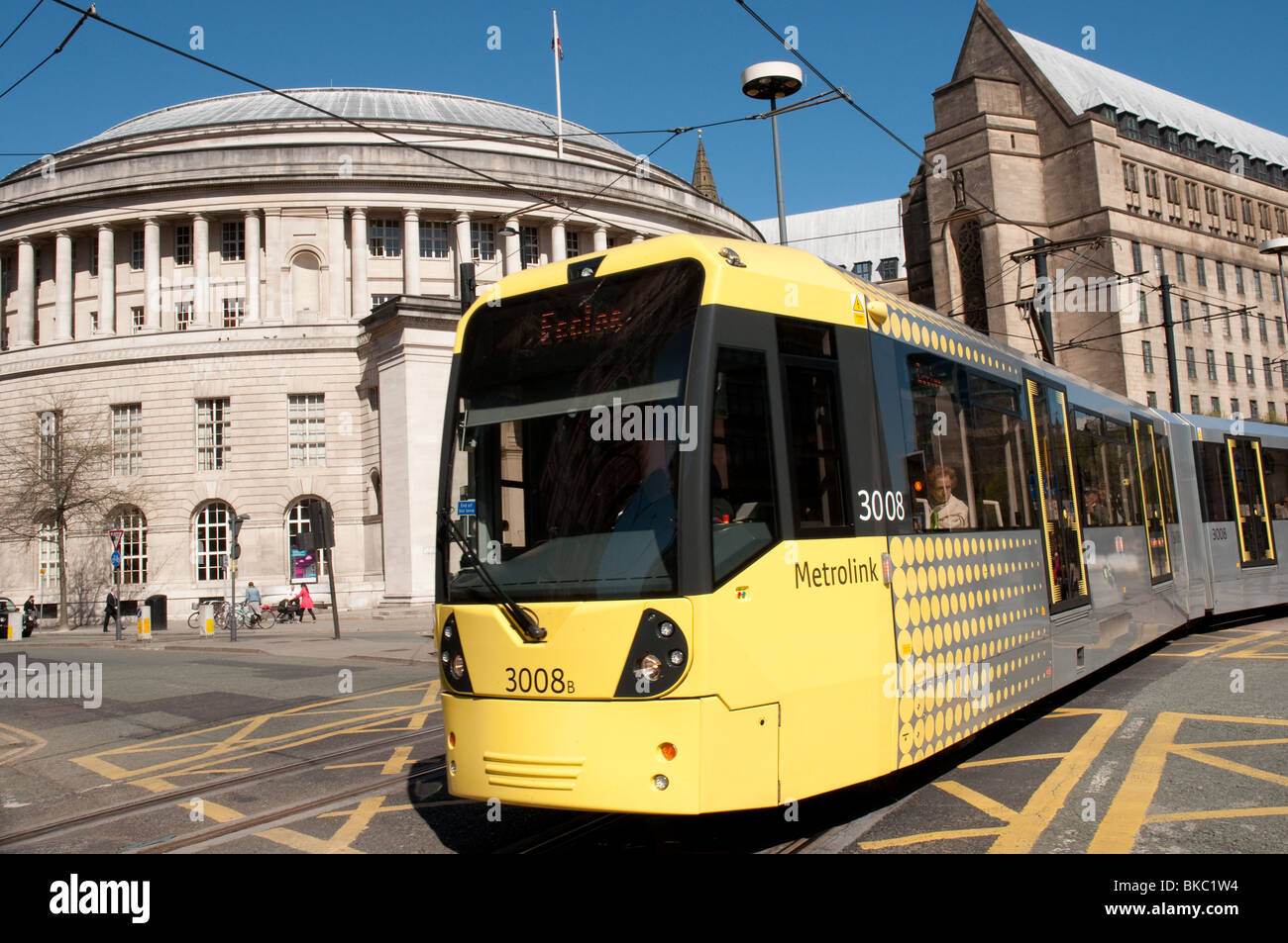 Metrolink Straßenbahn St Peter es Square, Manchester, England. Stockfoto