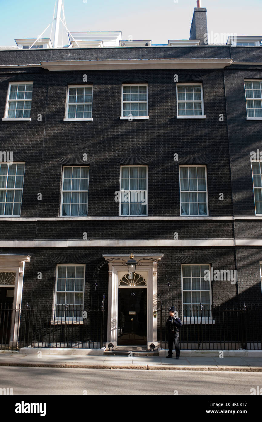 Nr. 10 Downing Street in London, England. Residenz des Premierministers von Großbritannien Stockfoto