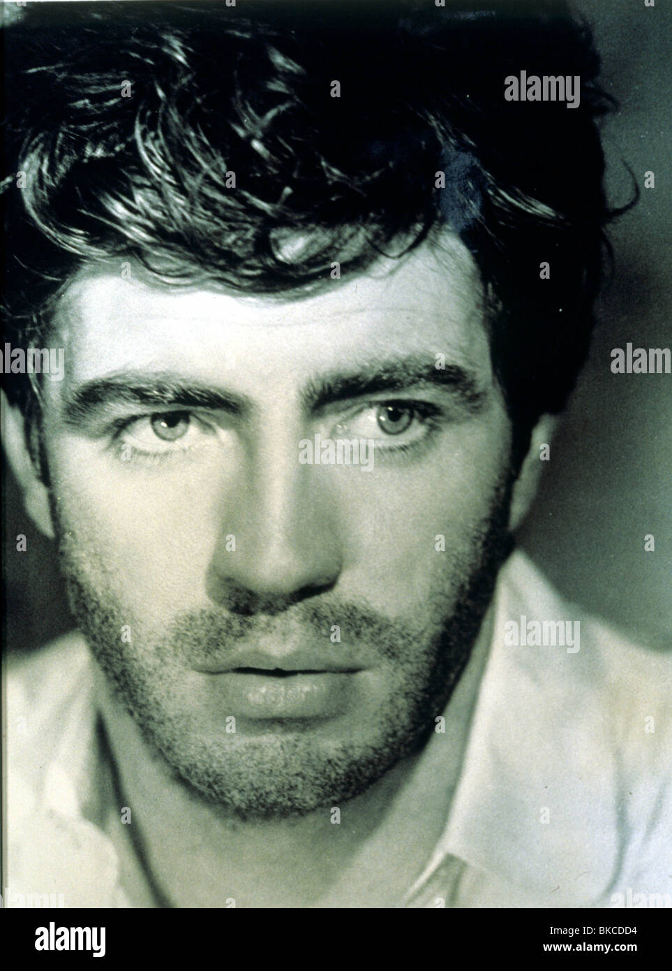 ALAN BATES-PORTRÄT "ZORBAS DER GRIECHE" (1964) JAHRESPLAFOND 001 Stockfoto