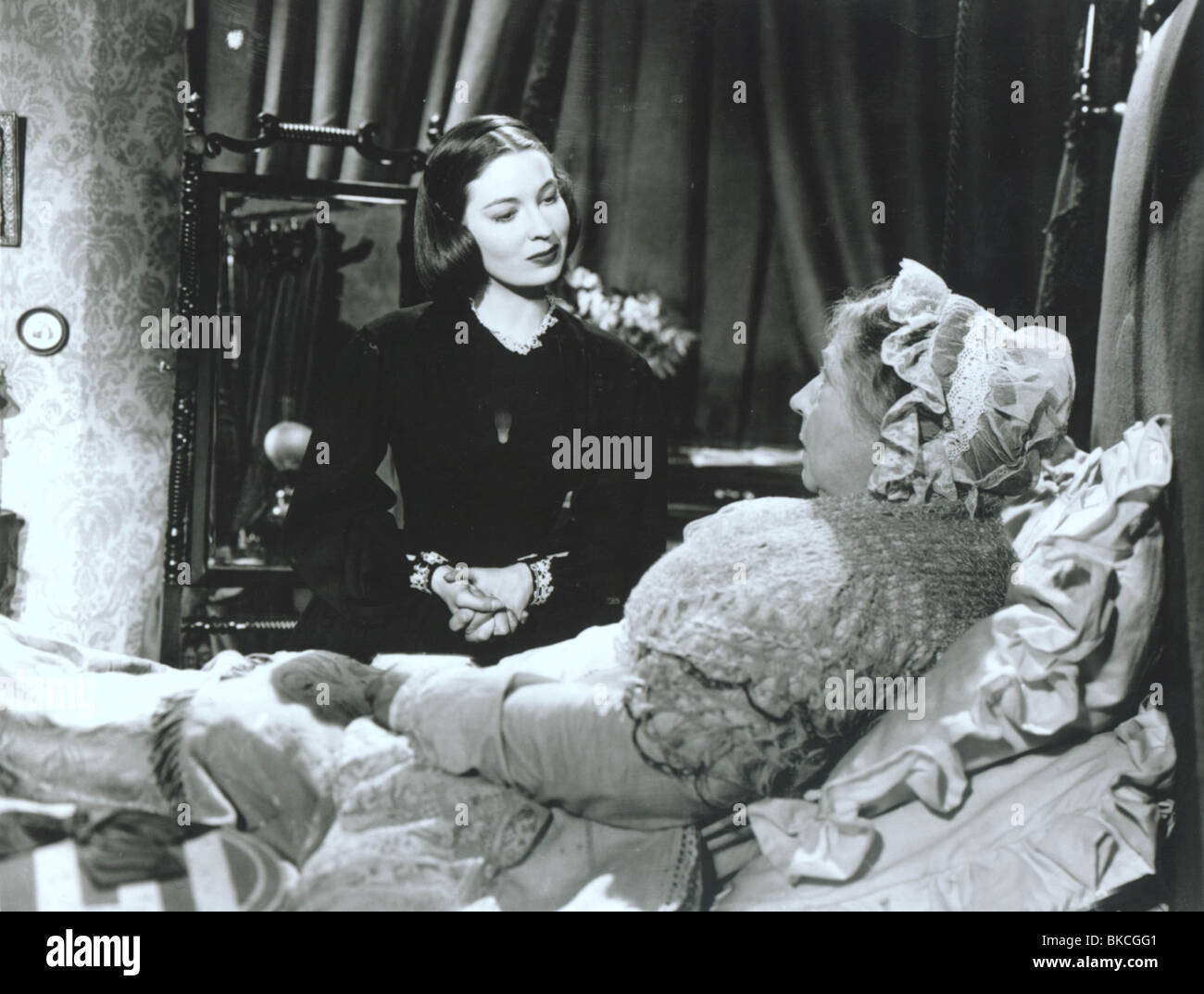 BLANCHE FURY (1948) VALERIE HOBSON, AMY VENESS BLAF 001 P Stockfoto