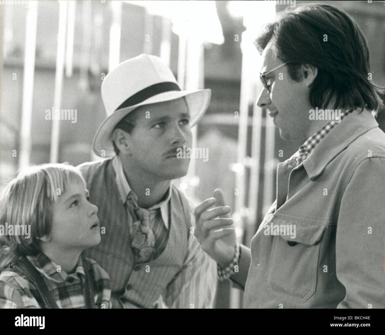 PETER BOGDANOVICH (DIR) O/S "PAPER MOON" MIT TATUM O' NEAL, RYAN O' NEAL PBGV 003P Stockfoto