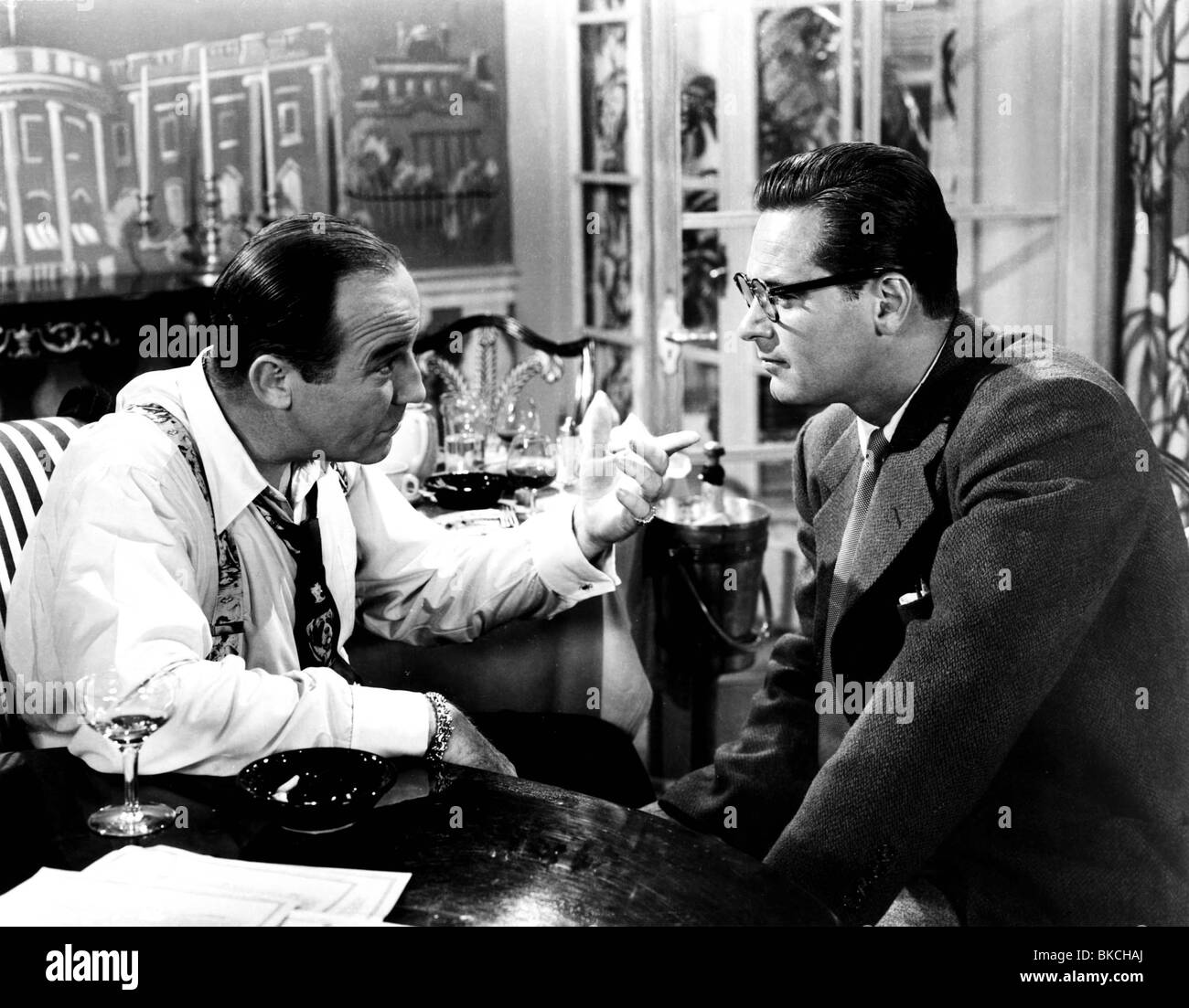 GESTERN GEBOREN (1950) BRODERICK CRAWFORD, WILLIAM HOLDEN BYDY 002P Stockfoto