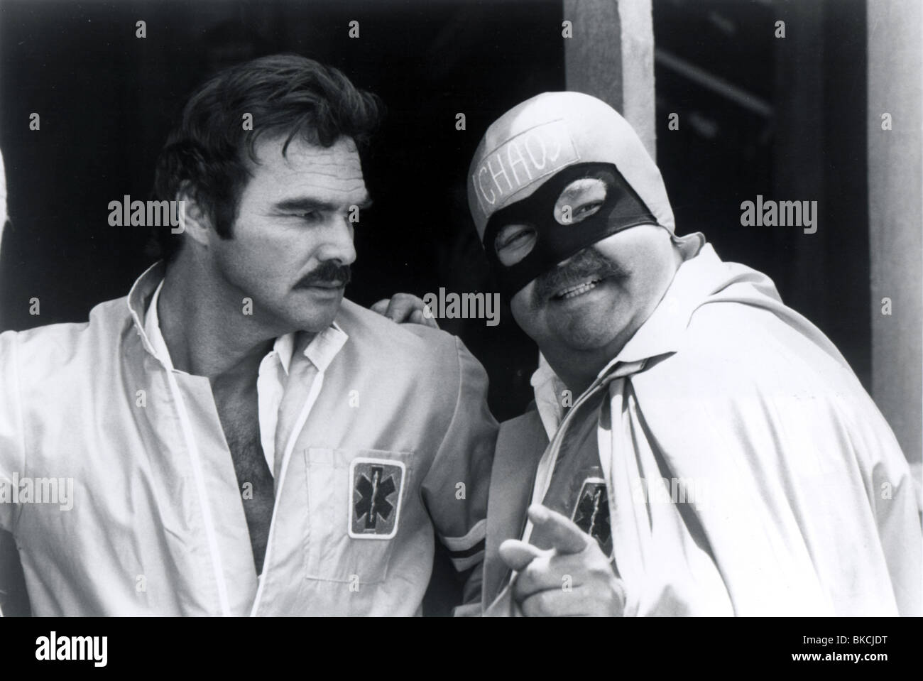 DIE CANNONBALL RUN (1981) BURT REYNOLDS, DOM DELUISE CNBR 001 P Stockfoto