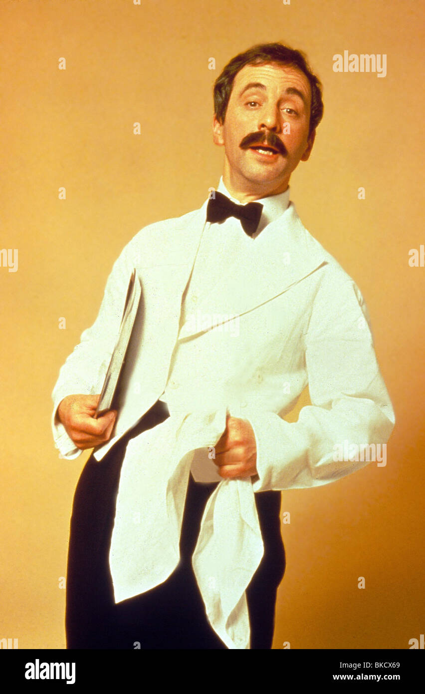 FAWLTY TOWERS (TV - 1975) ANDREW SACHS CREDIT BBC FTWS 014 Stockfoto