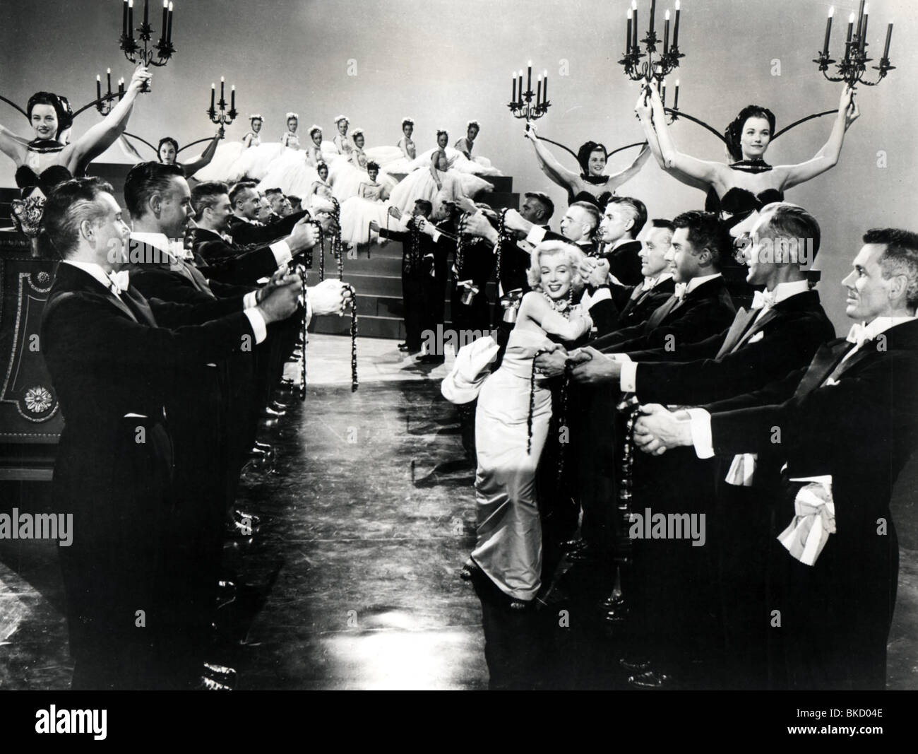 GENTLEMEN PREFER BLONDES (1953) MARILYN MONROE GPB 002P Stockfoto