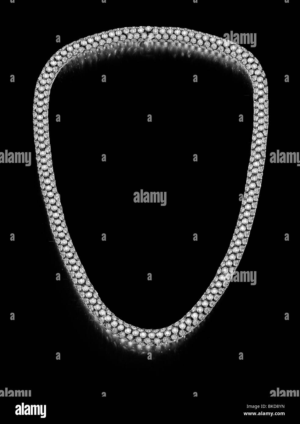 großer Diamant-Halskette Stockfoto