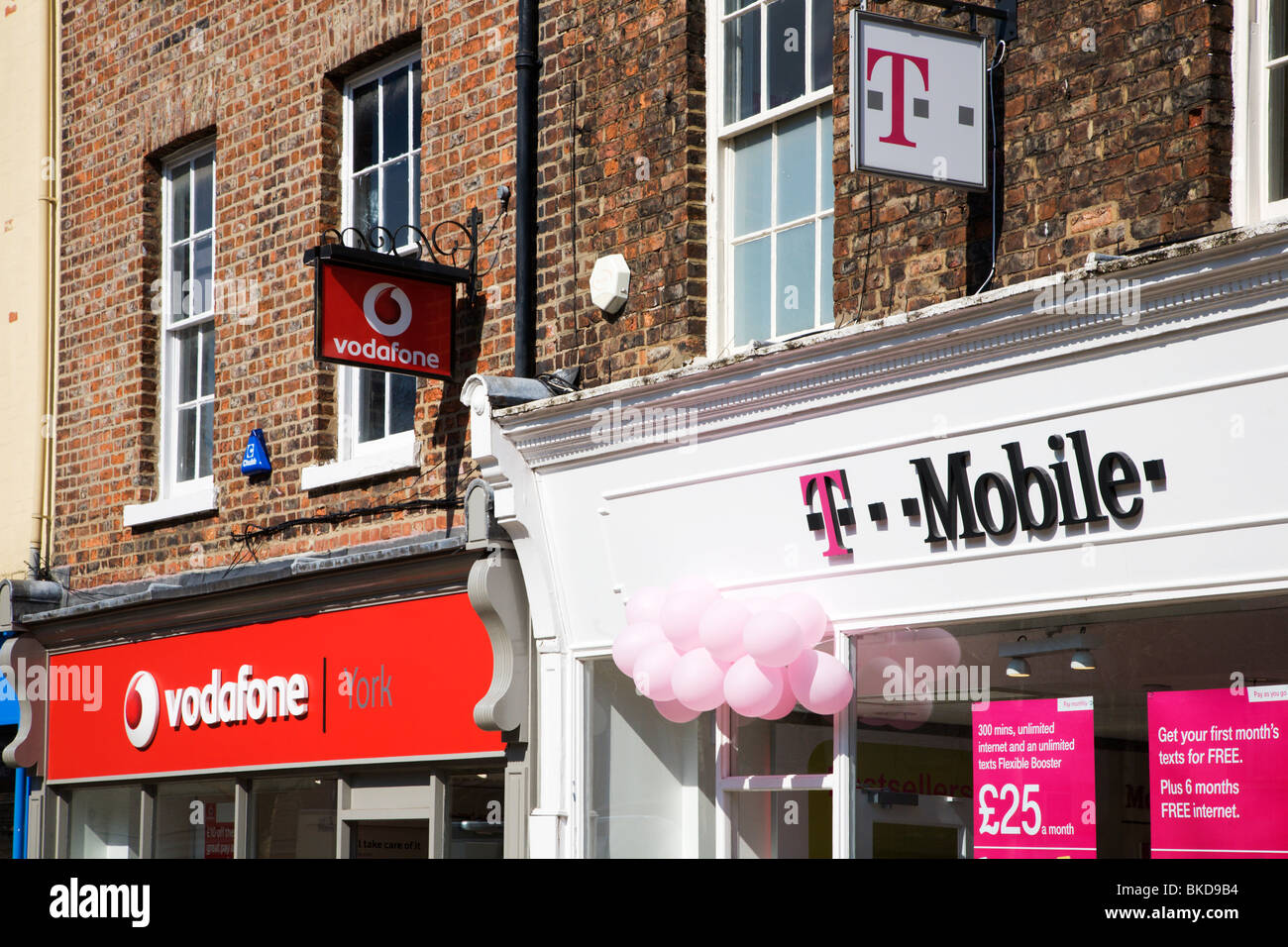 Handy-Shops auf Parlament Street York Yorkshire UK Stockfoto