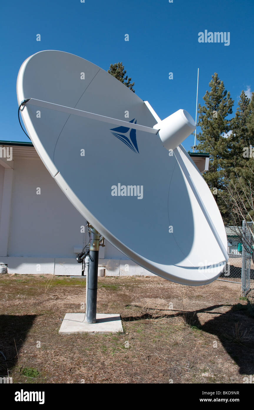 Sat-Antenne verwendet, um Signale zu empfangen Stockfoto