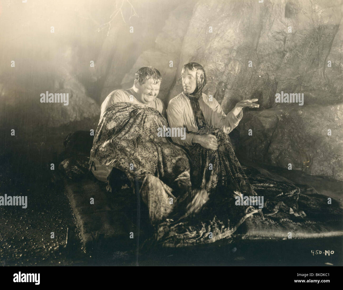ROGUE SONG (1930) OLIVER HARDY, STAN LAUREL, LAUREL UND HARDY ROGS 001 P Stockfoto