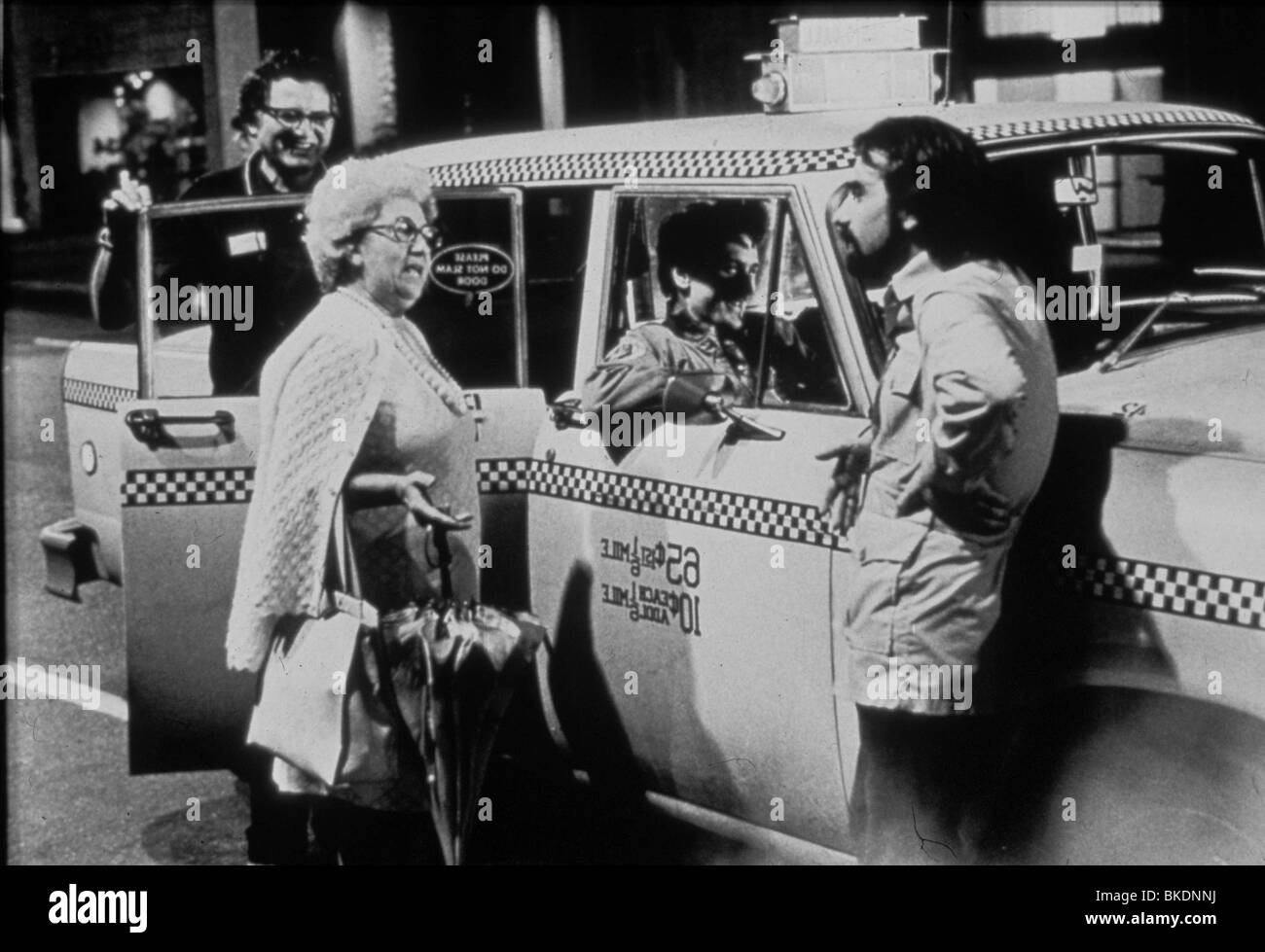 MARTIN SCORSESE (DIR) O/S "TAXI DRIVER" MIT ROBERT DE NIRO MRSC 051 Stockfoto