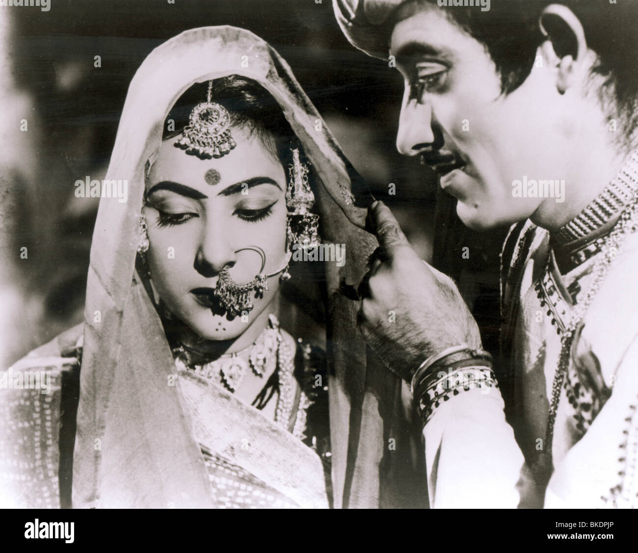 MUTTER INDIEN (1957) BHARAT MATA (ALT) BOLLYWOOD MOTI 001 P Stockfoto