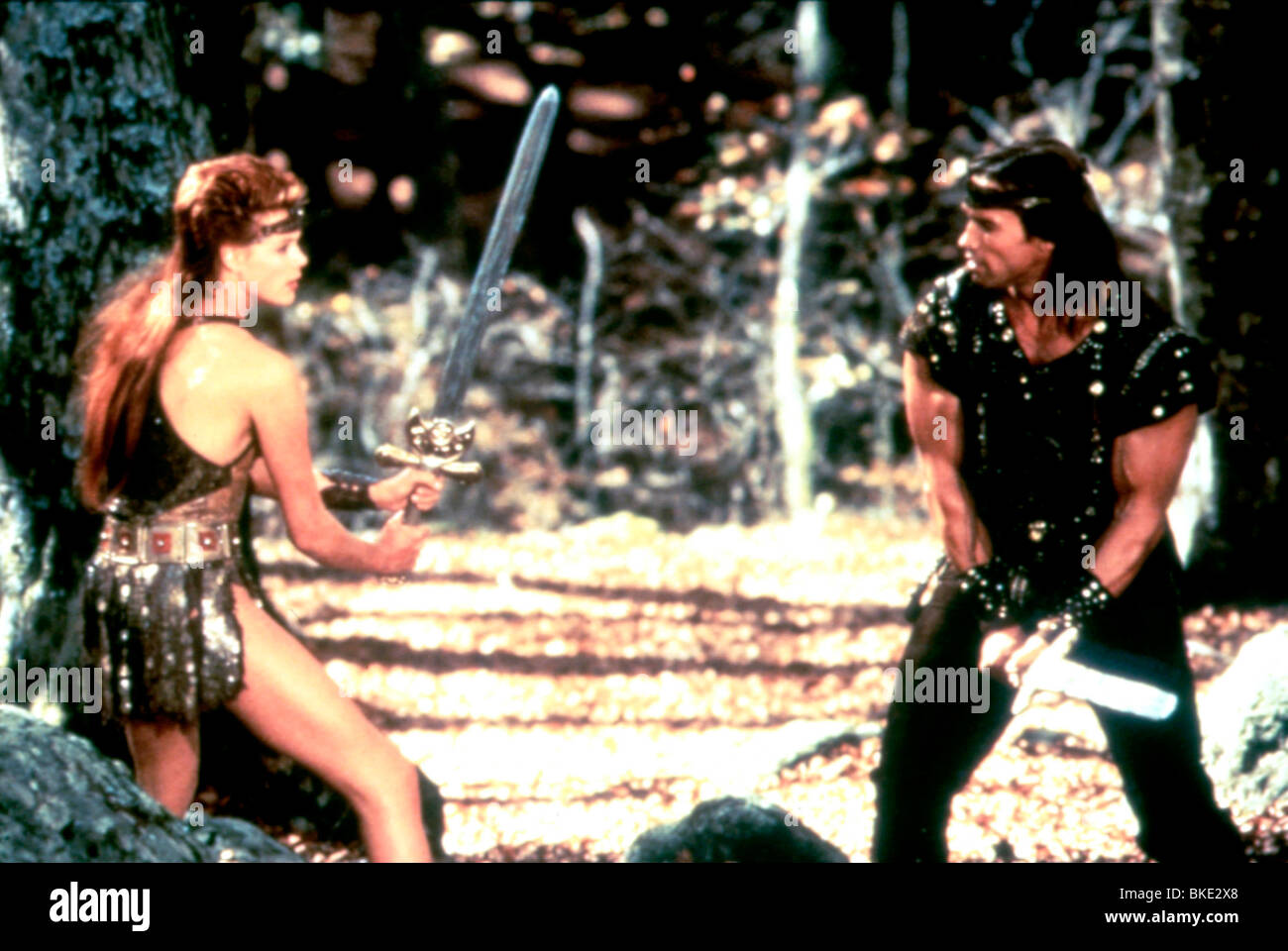 RED SONJA (1985) BRIGITTE NIELSEN, ARNOLD SCHWARZENEGGER RSN 023 Stockfoto