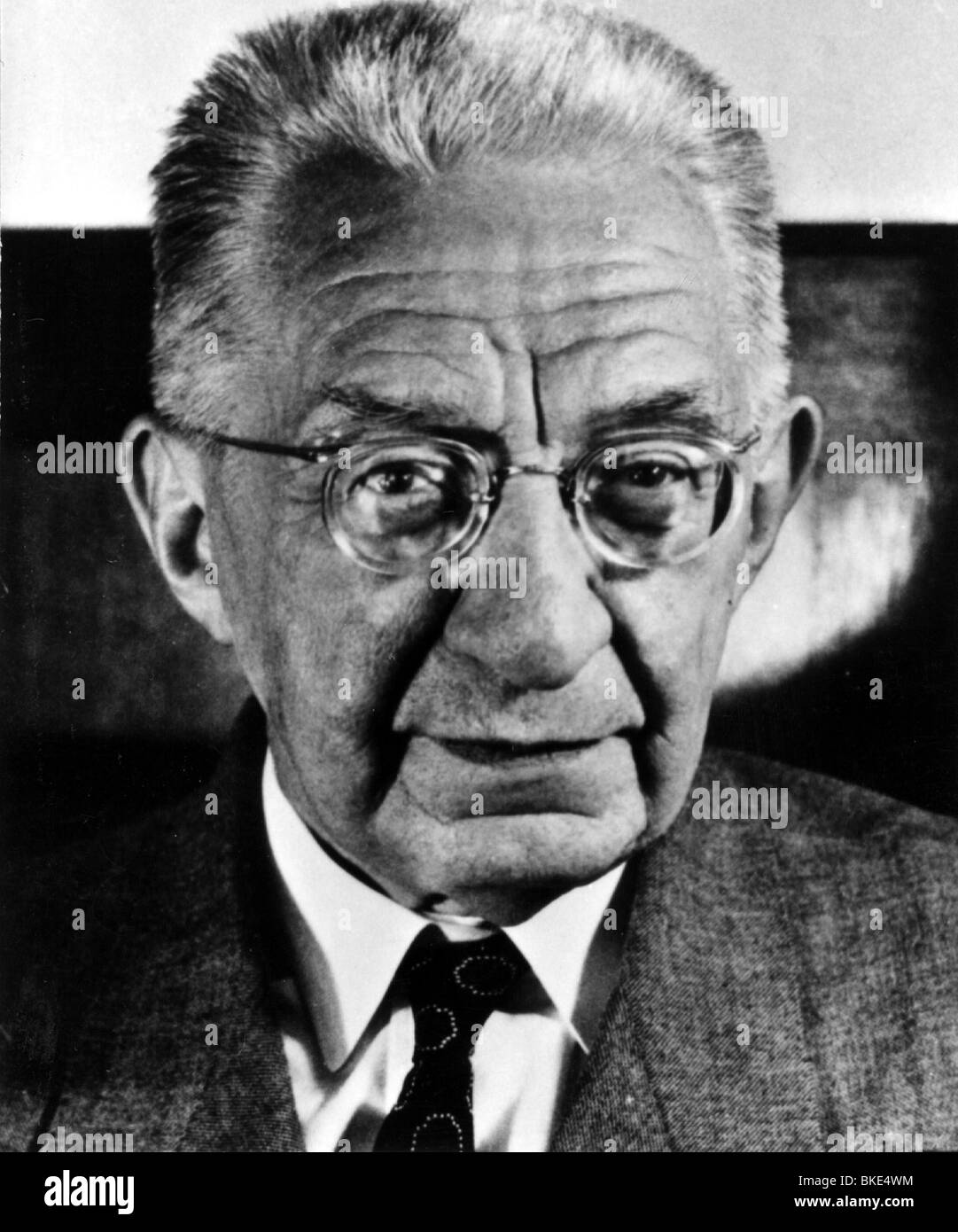 Portrait of kerensky -Fotos und -Bildmaterial in hoher Auflösung – Alamy