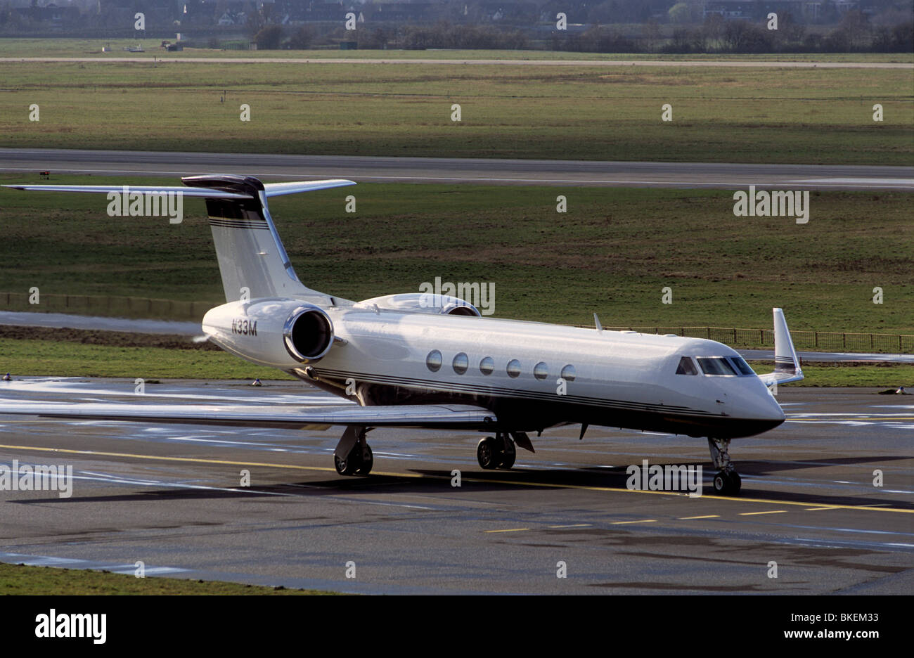 Gulfstream G-V-private Passagier-Jet (N33M) Stockfoto