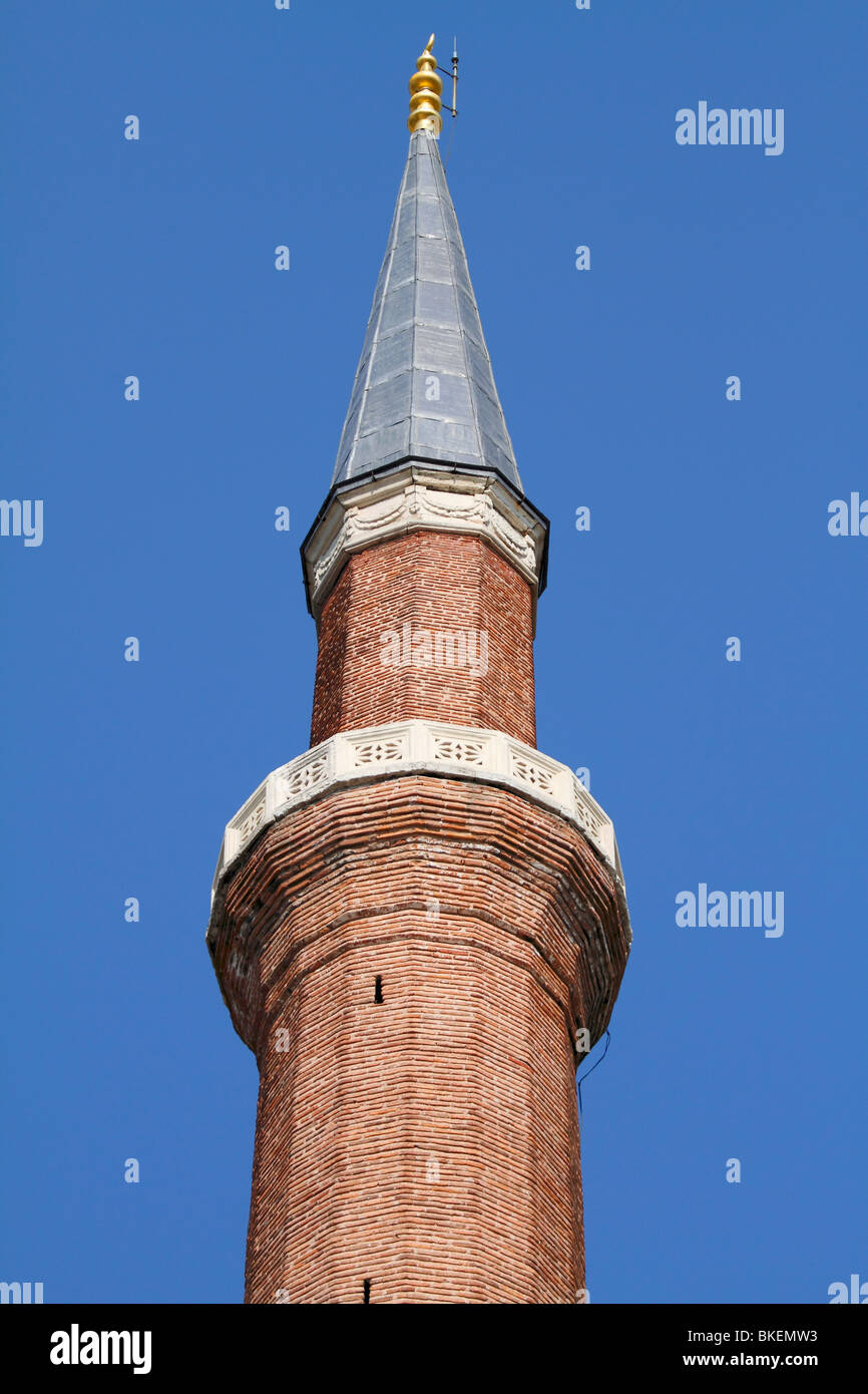 Das Minarett der Hagia Sophia (Ayasofya, St. Sophia, Saint Sophia) Kirche, Moschee oder Museum. Istanbul, Türkei, April 2010 Stockfoto