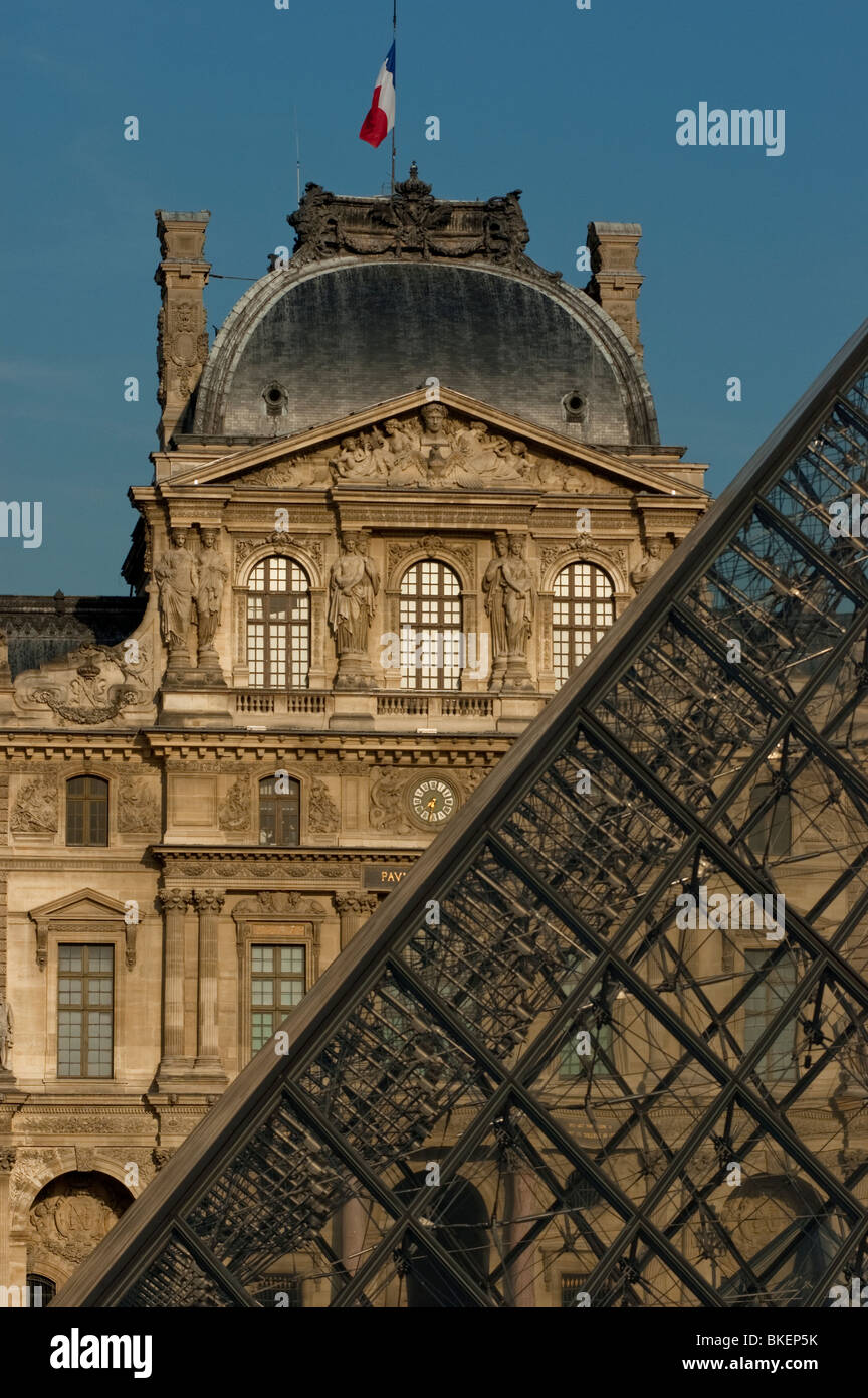 Pavillon Sully, Louvre-Museum Architektur, Paris, Frankreich Stockfoto