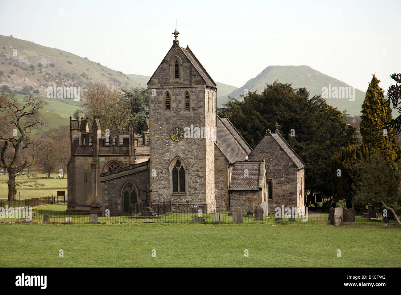 Kirche des Heiligen Kreuzes, Ilam, Derbyshire, England Stockfoto