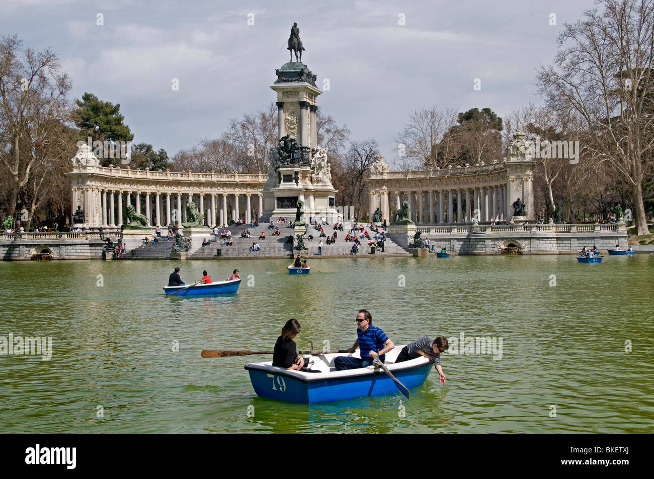 Park-unsere del Retiro Alfonso XII Denkmal Stadt Madrid-Spanien-Spanisch Stockfoto