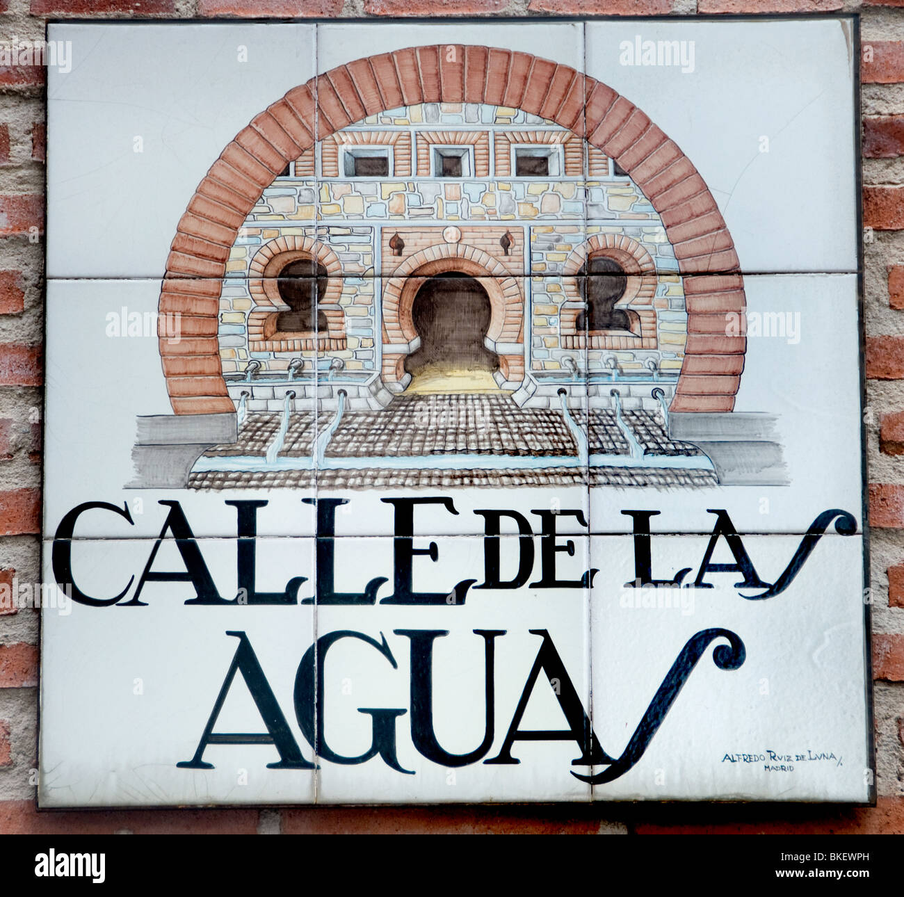 Madrid Spanien Straßenschild Name Calle De La Aqua Wasser Stockfoto