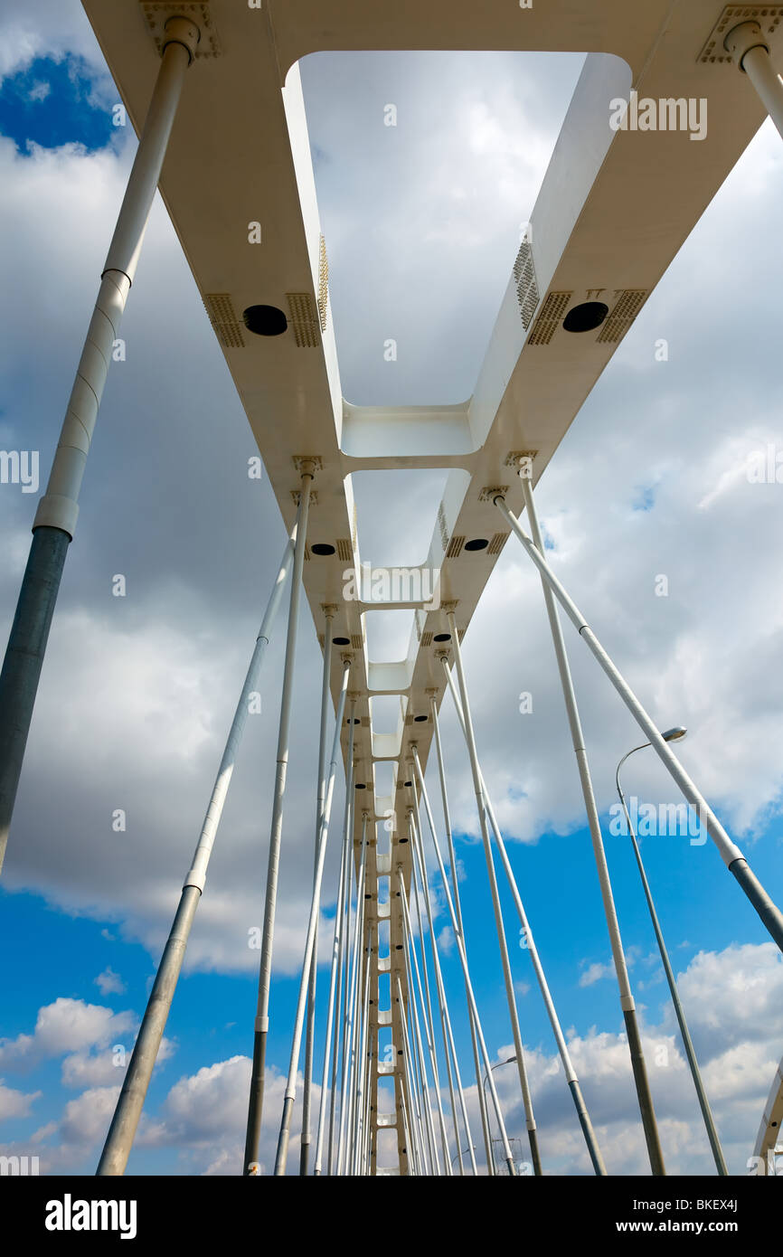 Moderne Schrägseilbrücke, Astana, Kasachstan. Stockfoto