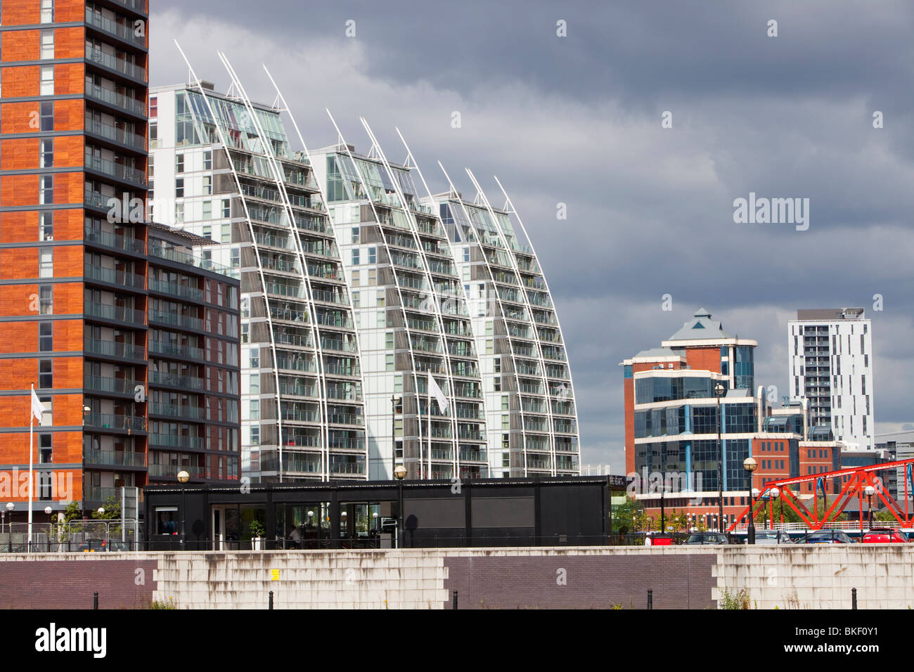 Neue Wohnblocks in Salford Quays in Manchester, UK. Stockfoto