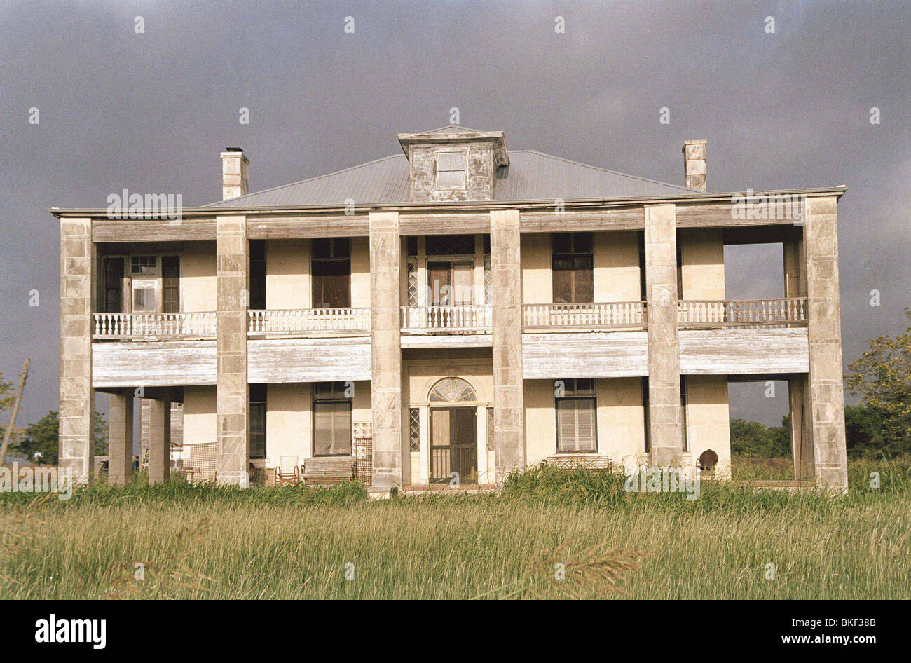 TEXAS CHAINSAW MASSACRE (2003) TEXM 001-02 Stockfoto