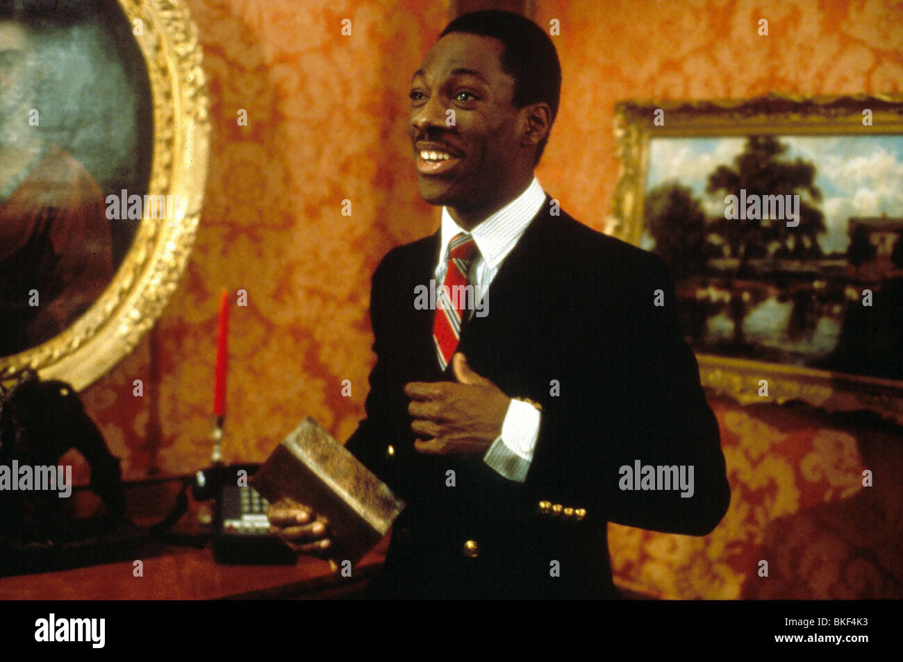 TRADING PLACES (1983) EDDIE MURPHY TRP 011 Stockfoto