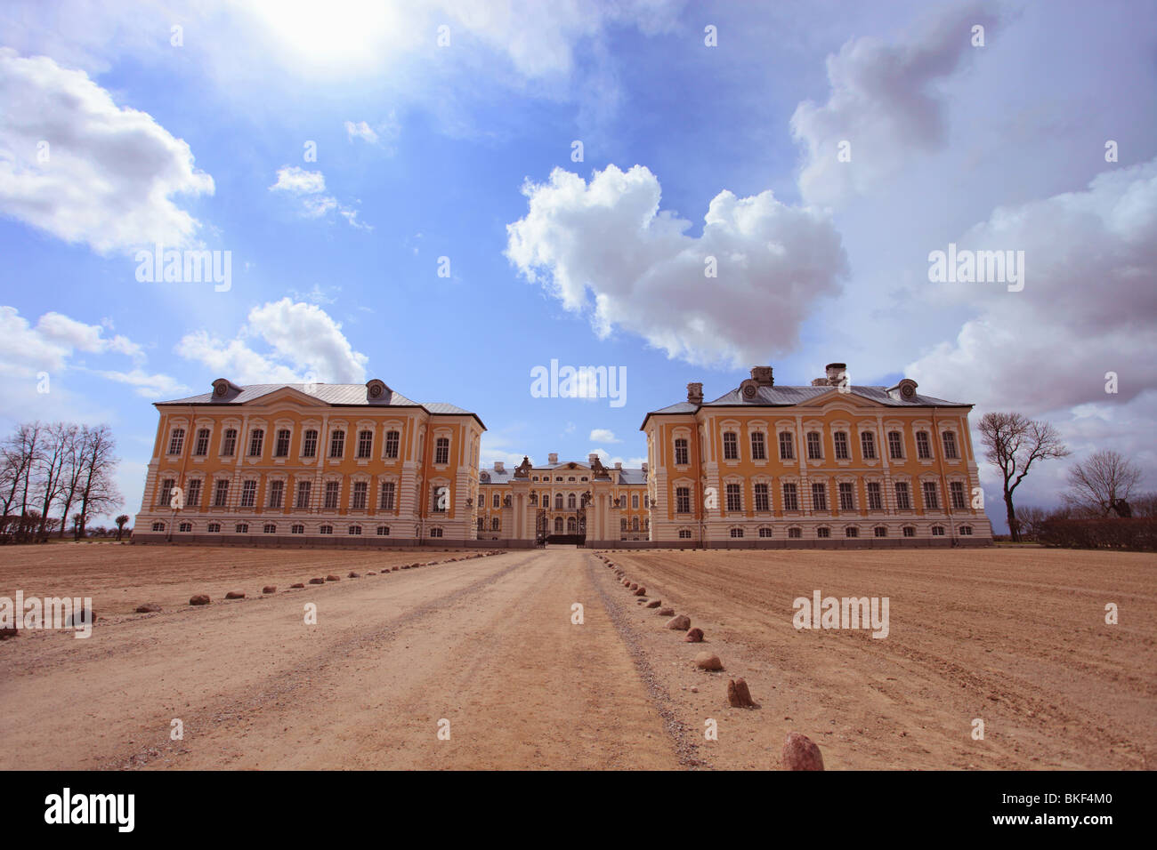 Rundale Palace ist eines der herausragendsten Bauwerke des Barock und Rokoko-Kunst in Lettland. Stockfoto
