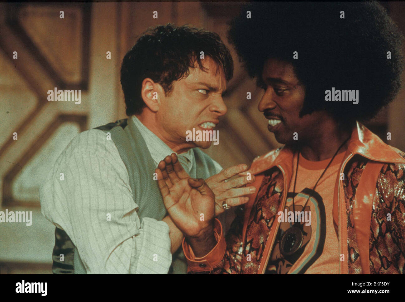 UNDERCOVER BROTHER (2002) CHRIS KATTAN, EDDIE GRIFFIN UCBR 012 Stockfoto