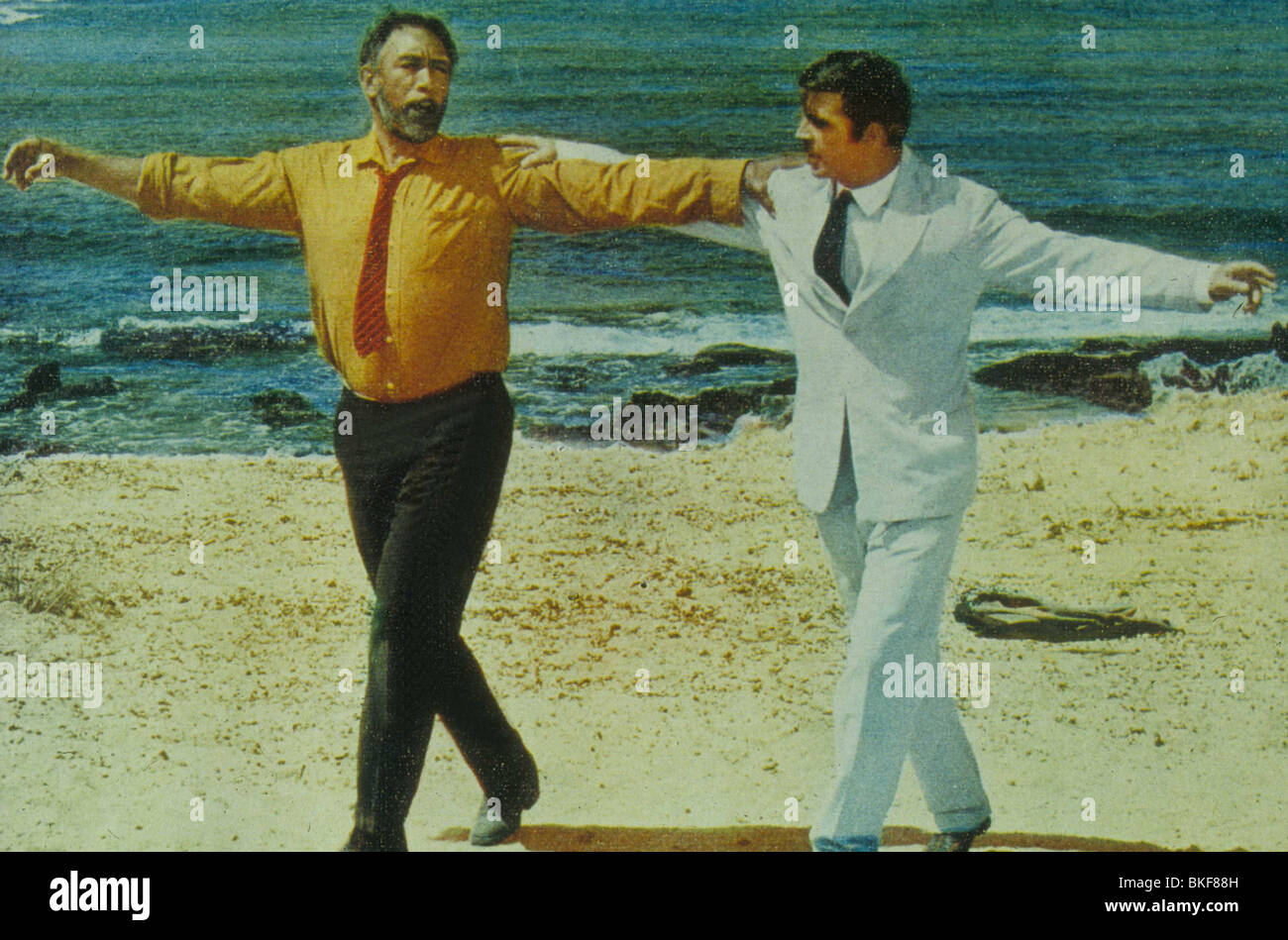 ZORBA DAS GRIECHISCHE (1964) ANTHONY QUINN, ALAN BATES ZBGK 001 Stockfoto